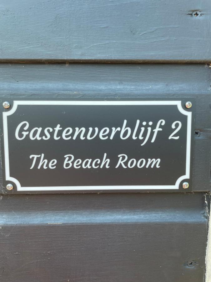 Sandra'S Gastenverblijf โอสท์วอร์เนอ ภายนอก รูปภาพ